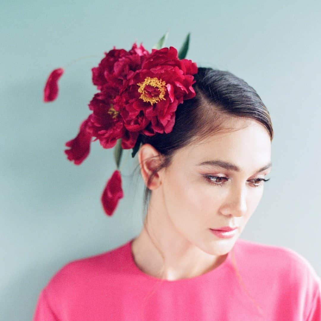 ルナ・マヤさんのインスタグラム写真 - (ルナ・マヤInstagram)「In order to bloom, you must grow. -Aly Aubrey 🌺」6月28日 18時11分 - lunamaya