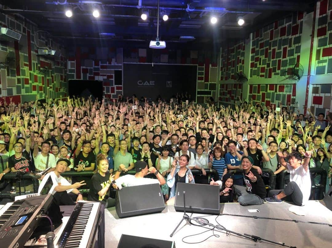 セレイナ・アンさんのインスタグラム写真 - (セレイナ・アンInstagram)「Last night was amazing ❤️ thank you 深圳❣️ We just arrived at 苏州 Wave Livehouse! See you there tonight🌙 👗 @dressedundressed  #DJOKAWARI  #CeleinaAnn #東京公演は7月12日 #大阪公演は7月19日 #詳しくはceleinaann.com」6月28日 18時16分 - celeinaann