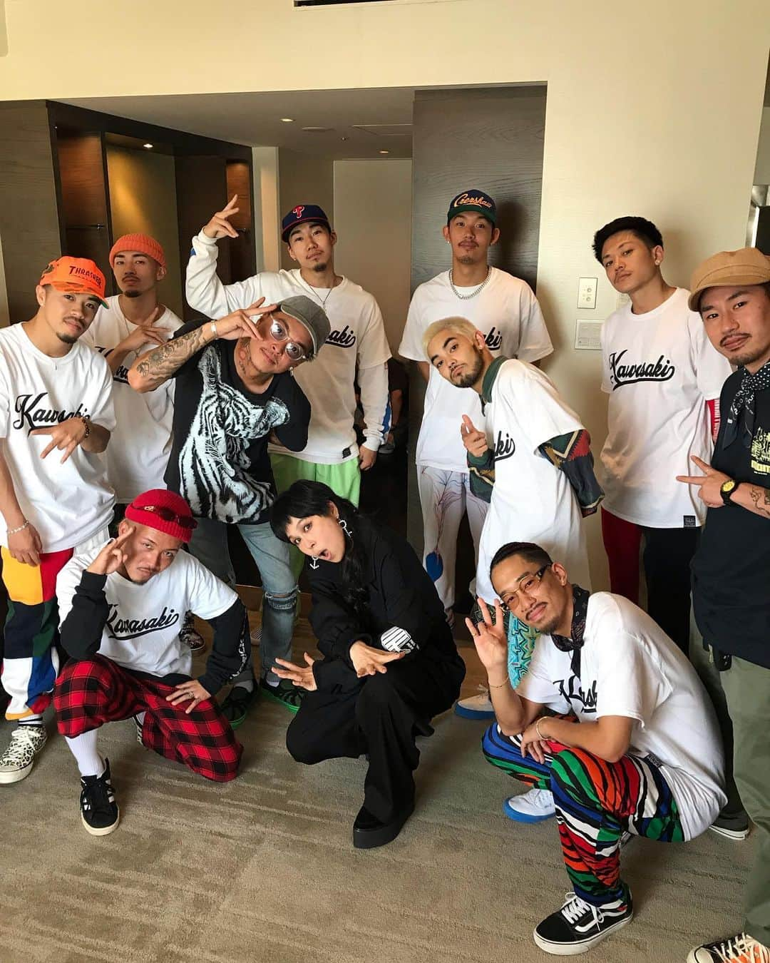 AIさんのインスタグラム写真 - (AIInstagram)「Let’s go Japan🔥🔥🔥🇯🇵 love and peace to the world!!!!!!!✨✨✨✌️✌️✌️✨✨✨ 今日はユニバーシアード2019ナポリ大会、日本代表選手団の応援に行ってきました💪💪💪🔥🔥🔥 みなさん凛々しくこれから日本代表として活躍していくんだろうなと私も少しでもみなさんにパワーを送れるように気持ち込めて歌いました✌️✌️✌️✨🙏 最高に楽しい時間をありがとう！！ @olympics @tokyo2020 @tokyo2020seika @kingofswag143 @dadeeninja @gakushi0817 #kingofswag #ioc #joc #universiade #universiade2019 #日本代表 #ユニバーシアード日本代表」6月28日 18時41分 - officialai