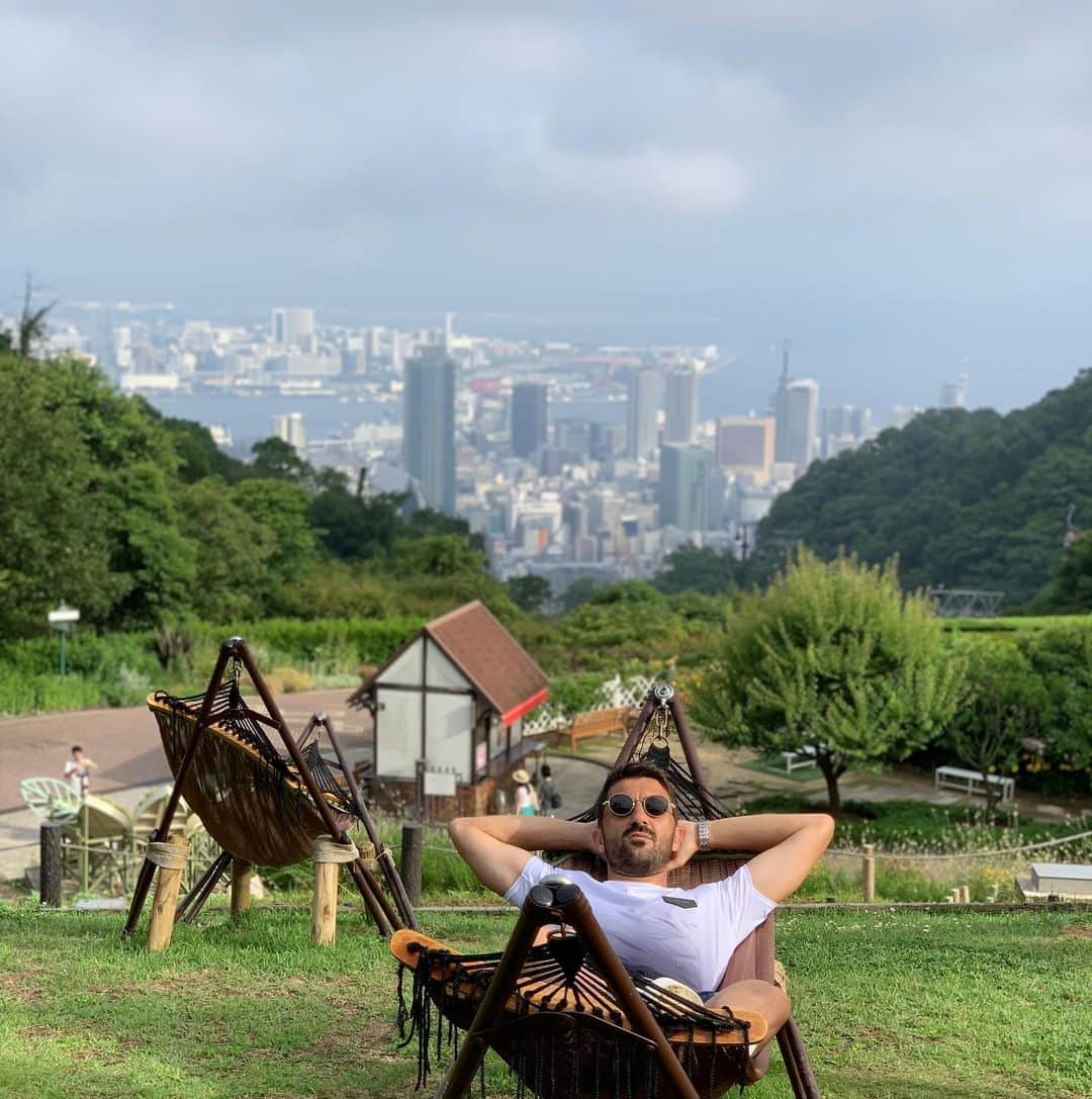 ダビド・ビジャさんのインスタグラム写真 - (ダビド・ビジャInstagram)「😌😎☀️🌳☘️🌿⛰ #rokkosan #nunobikiherbgarden #kobe #japan #exploringjapan」6月28日 18時37分 - davidvilla