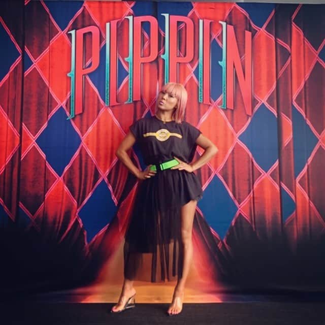Nazukiのインスタグラム：「PIPIN 観に行きましたー‼️‼️ @crystalkayofficial が初のミュージカルという事で、すごーく楽しみにしてた〜👏🏻👏🏻👏🏻 もう、想像以上にほんとよかった👏🏻👏🏻👏🏻 内容も見所満載だし、クリの歌はもちろんだけど、お芝居とダンスが最高に良かった👍 感動したー😭😭 東京講演は残り僅かで、大阪、名古屋もあるみたいです😊 是非劇場に✌🏻 3枚目写真は📸 奇跡の @yu_shirota 🌟 偶然同じ会で観ていた @mihobrown 🌟 @fronte.minori 🌟  #pipin #musical #crystalkay  #城田優 #ピピン」