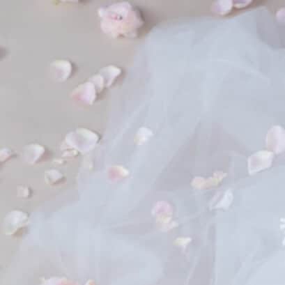 Dresses (ドレッシーズ)さんのインスタグラム写真 - (Dresses (ドレッシーズ)Instagram)「* ✨Dresses News ✨ 最新の #ドレッシーズコラム はこちら💕 《The Sweet Collection新着ドレス入荷速報！ Elle Fanning(エル・ファニング)がレッドカーペットで着用したReem Acraのドレスがかわいい♡》 . @thesweetcollection_by_juno  では、Elle Fanningがカンヌ国際映画祭で 着用し話題となった、  @reemacrawedding のドレスを入荷いたしました♡ . コラムでは、他にも魅力的なReem Acraのドレスをご紹介しています💕 ↓ ↓ .  @dresses_weddingdress トップURL→column ✨✨ . <ドレスやアイテムに関するお問い合わせ>⠀ 💌@dresses_weddingdress へDM⠀ . #エルファニング#リームアクラ#reemacra_dresses #エンブロイダリードレス#セレブウェディング#海外ウェディングドレス #インポートドレス#インポートドレスショップ#運命のドレス」6月28日 18時59分 - dresses_weddings
