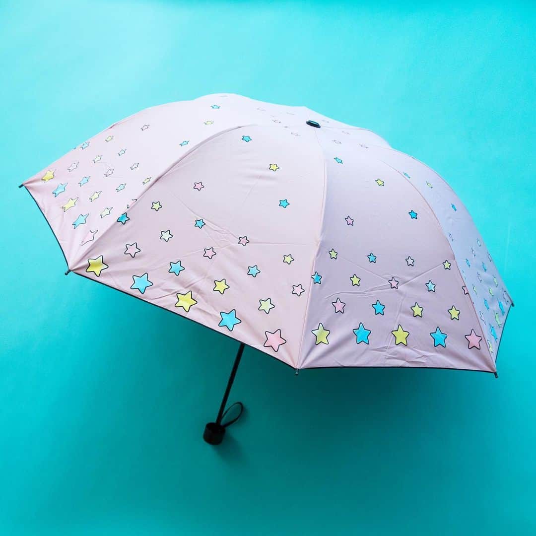 WEGOさんのインスタグラム写真 - (WEGOInstagram)「✔︎umbrella ¥900+tax  #wego#ウィゴー#ladies#レディース#fashion#umbrella #折り畳み傘 #raingoods」6月28日 10時07分 - wego_official