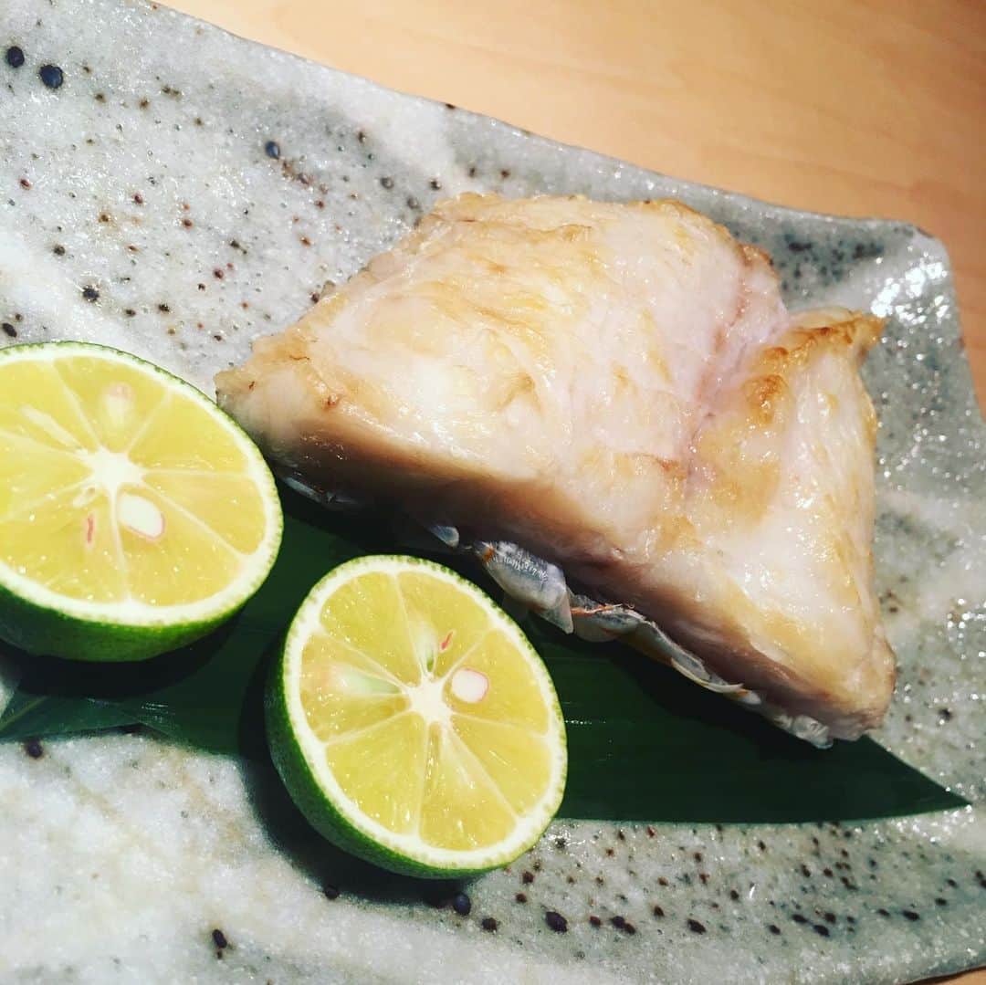 宮田麺児のインスタグラム：「祇園 遠藤。  焼き魚とアジフライだけで 酒のんで 語る。完全にもう量や無くなった。」