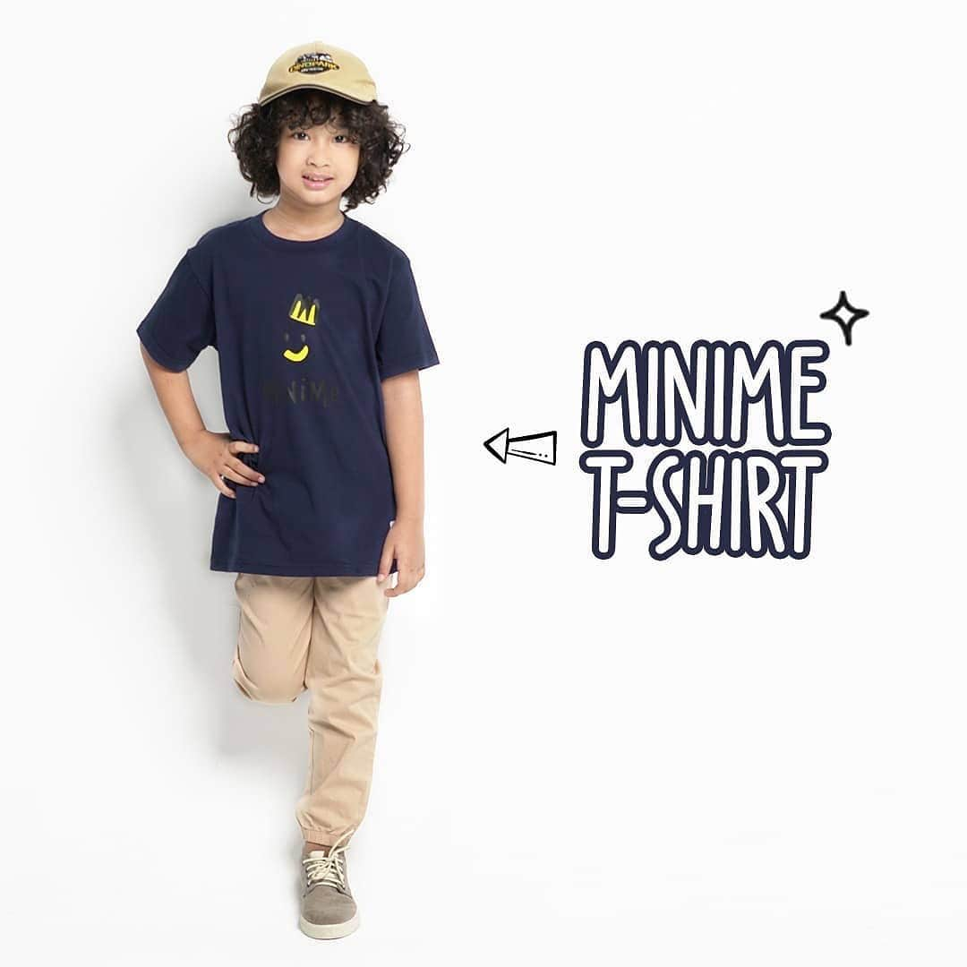 Ivan Gunawanさんのインスタグラム写真 - (Ivan GunawanInstagram)「Posted @withrepost • @minime.kidz Style casual emang jadi andalan saat liburan karena selain nyaman, mix and match outfitnya pun cenderung lebih mudah. . Buat si kecil yang ingin tampil dengan style casual dan tetap stylish, padukan saja MiniMe T-Shirt dengan celana jeans atau jogger favoritnya dan voila! Si kecil sudah siap beraktivitas dengan outfit yang nyaman dan stylish 😎. . MiniMe T-Shirt in Navy Available Size: 3-4 thn 5-6 thn 7-8 thn 9-10 thn Fabric: premium cotton combed . Yuk order MiniMe T-Shirt in Navy buat si kecil Moms! Order dapat melalui: Whatsapp 08112399897/ 081131100030 (Muti) 081573318386 (Pipit) 087788855005 (Anti) 08112343476(Nur/MiniMe Bandung) 081131100032 (Dewi/MiniMe Pekanbaru) 081131100033 (Brenda/ MiniMe Pekanbaru)  Website minimekidz.co.id  Shopee http://shopee.co.id/minime.kidz  Atau beli langsung di Store MiniMe:  BANDUNG Jl. Pelajar Pejuang 45 No.60  PEKANBARU Jl. Jenderal Soedirman No.417-419  Produk MiniMe juga bisa dibeli di agen & reseller terdekat di kota Moms 😘. . . Bagi agen dan reseller yang punya stock produk ini, silahkan absen di kolom komentar dengan menyebutkan nama store dan domisili ya 😉. .  Happy shopping Moms 😘 . . #MiniMeKidzByIvanGunawanandRossa #MiniMeKidz #BajuAnak #FashionAnak #BajuLucu  #PecintaRossa #IvanGunawan #bajuanakbranded #bajuanaklucu #pakaiananak #bajuanakkeren #KaosAnak #kaosanakbranded #kaosanakunisex #igkiddies」6月28日 10時40分 - ivan_gunawan