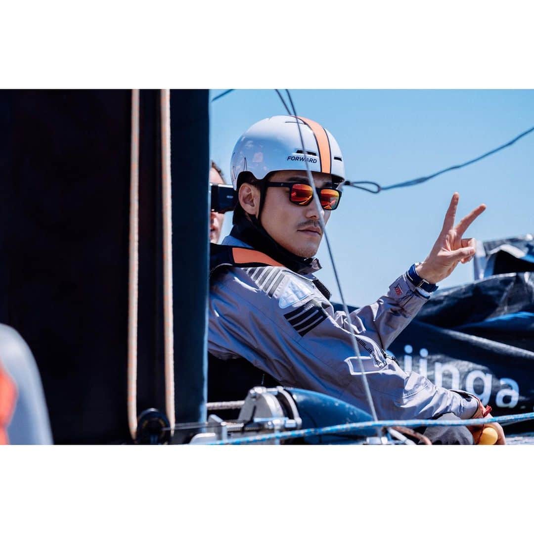 フー・ビンさんのインスタグラム写真 - (フー・ビンInstagram)「This must be most unique experience I’ve had for a long time. Sitting right on the edge witnessing the wind powered boat FLY was something I have never imagined. The ChinaOne Ningbo team made it felt like playing a piano, smooth yet powerful.  #hubing #lifestyle #ChinaOneNingbo #GC32RacingTour #lagos #yatchs #sailing  #luxurylifestyle #후빙#胡兵 #フービン #胡兵时尚观点 #胡兵全球Go  #fashiontrip #fashion #fashionicon #fashionindustry  #actor #chineseactor #chinesemodel #asianactor #menswear #mensstyle」6月28日 11時04分 - hubing