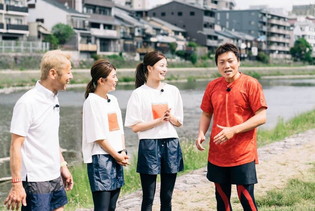 蜂谷晏海さんのインスタグラム写真 - (蜂谷晏海Instagram)「さてさて！ 放送日が近くなってきましたので、再度告知させてください！🤗💖💖 6月30日(日）14：00～15：00 #テレビ静岡 にて。 ～美女と野獣が夏の京都・オススメスポットを駆け巡る⁉～「街ラン・スペシャルin京都」 にTGRとして出演しています！ 公式アドバイザーの森脇さんと、庄司さん、八木さんと一緒にランしながら京都の街を巡っています☺️ ぜひ見てね〜🙋‍♀️☀️ #楽しかった#京都ラン #京都#ランニング #TGR #tokyogirlsrun #beachme #slenda #相模屋」6月28日 11時20分 - hachiyaami