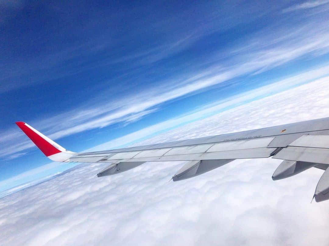 山内英輝さんのインスタグラム写真 - (山内英輝Instagram)「昨日バンコク入りして、今日国内線でブリラム空港へ到着。 この移動手段めちゃくちゃ楽です。ありがたい🙇 これからサーキット入りです。久しぶりにBRZに会えるな(^^)」6月28日 11時22分 - hidekiyamauchi