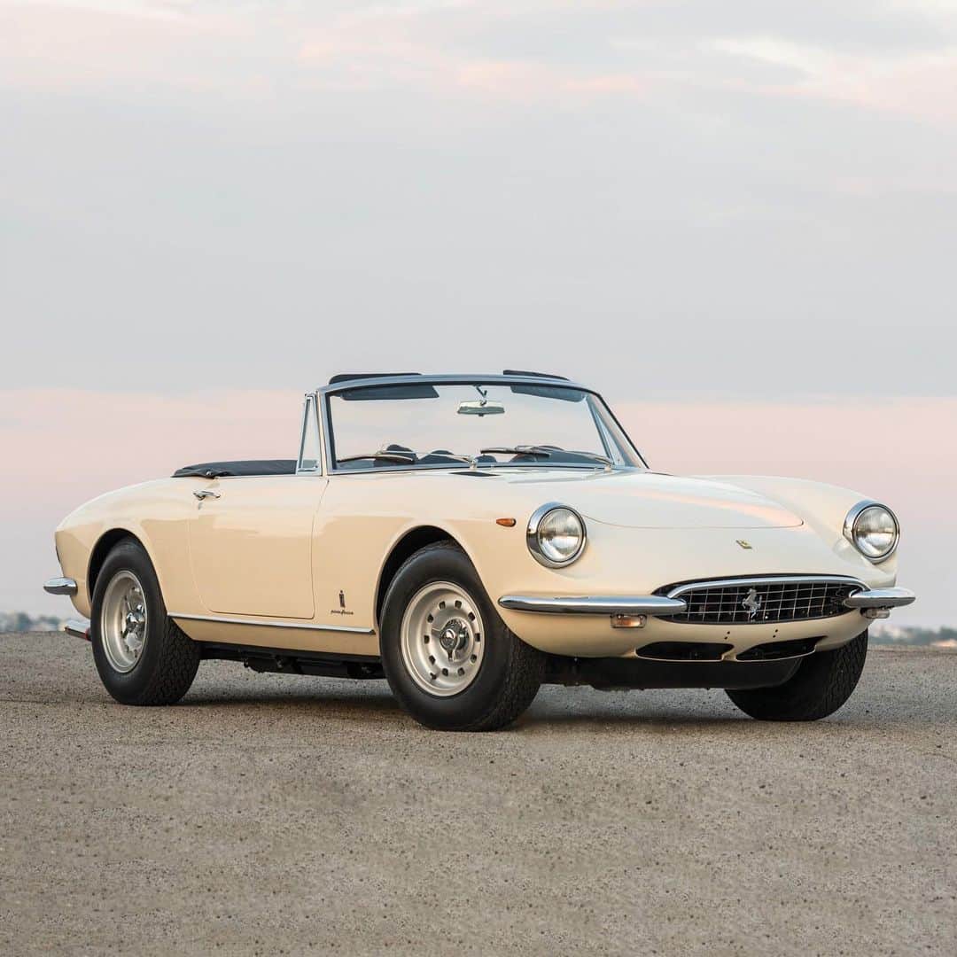 HYPEBEASTさんのインスタグラム写真 - (HYPEBEASTInstagram)「#hypeAF: A 1969 @ferrari 365 GTS Spider is set to hit the auction block. One of only 20 remaining in the world with this specific color scheme, the car features a bodywork by @pininfarina_official and an upgraded 4.4L engine which delivers a horsepower up to 320 and a torque output of 267 foot-pounds.  Photo: @rmsothebys」6月28日 11時32分 - hypebeast
