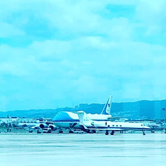 ひうらさとるのインスタグラム：「エアフォースワン🛩」