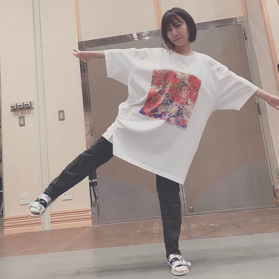 小嶋結里亜さんのインスタグラム写真 - (小嶋結里亜Instagram)「今回のオリジナルTシャツ❤︎ xxxLでワンピースにしました。 ちびっこ特。笑 ❁﻿﻿﻿﻿﻿ ﻿﻿﻿﻿﻿ ❁﻿﻿﻿﻿﻿ ﻿﻿﻿﻿﻿ ❁﻿﻿﻿﻿﻿ ﻿﻿﻿﻿﻿ ❁﻿﻿﻿ ﻿﻿﻿ #舞台 #女の子 #フォローミー  #tシャツ #ビッグシルエット #積チノカベ #妃乃ゆりあ #アレン座  #北九州 #東京 #異世界  #instagood #girl #followme #japanesegirl #actress #japan ﻿﻿」6月28日 12時04分 - hino_yuria127