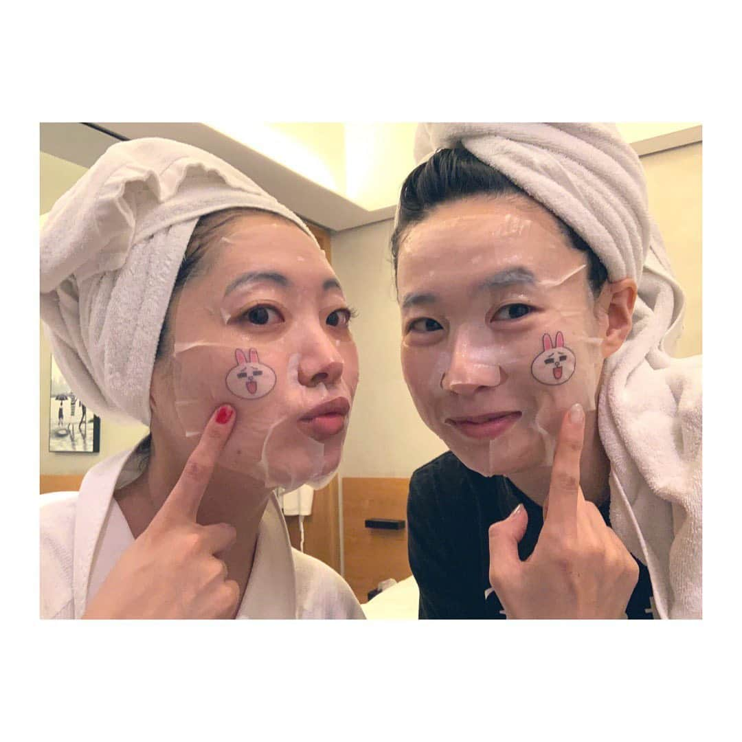 大友敏美さんのインスタグラム写真 - (大友敏美Instagram)「韓国〜！🇰🇷❤️満喫したあああ👯‍♀️💕まりえるしゃんきゅ😘よく笑った😂💓✨韓国来ると肌がはちゃめちゃ綺麗になる✨水が合ってる説濃厚☺️🌈帰ろ帰ろ🏃🏻‍♀️🏃🏻‍♀️ #韓国 #女子旅 #KOREA #SOUL #まりえる #仁川集合 #明洞 #江南 #東大門 #新沙洞 #狎鴎亭 #弘大 #迷子しまくった #よしみとしみ #4431043 #また行こね😘 #instagood #l4l #ルクが美味しいミルクティー #とは #サムギョプサル美味しかったーーーーーー」6月28日 12時33分 - 1043me