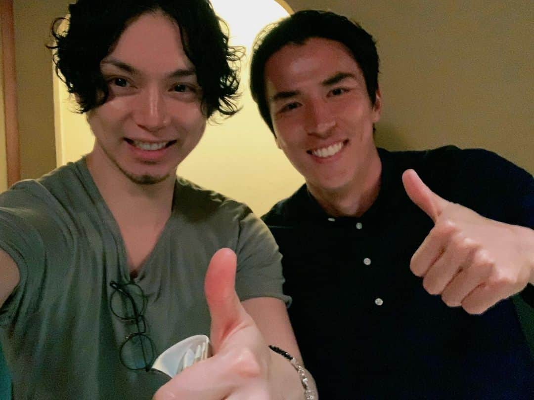 水嶋ヒロさんのインスタグラム写真 - (水嶋ヒロInstagram)「Dinner with @makoto_hasebe_official #makotohasebe #長谷部誠 #eintrachtfrankfurt #hiromizushima #水嶋ヒロ #1984 #マジメ部 #マジメかっこいい #blog」6月28日 12時36分 - hiro_mizushima_official