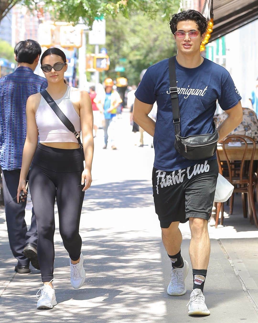 Just Jaredさんのインスタグラム写真 - (Just JaredInstagram)「@camimendes & boyfriend @melton go sporty for their afternoon outing! #CamilaMendes #CharlesMelton Photo: Backgrid」6月28日 12時48分 - justjared