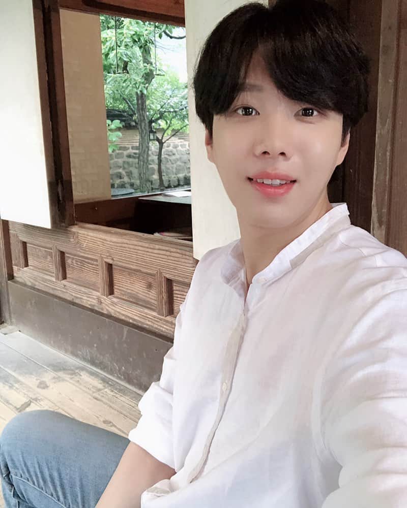 イェジュン のインスタグラム：「쪄죽겠네 차라리 비올때가좋ㅇ..ㅎ ㅏ」