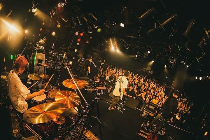 dEnkAさんのインスタグラム写真 - (dEnkAInstagram)「Thank you, 渋谷CLUB QUATTRO!! Thank you, a crowd of rebellion!! Thanks so much!! No JD, No ROCK. Back To The Braids!! ... to be continued.」6月28日 13時55分 - denka69er