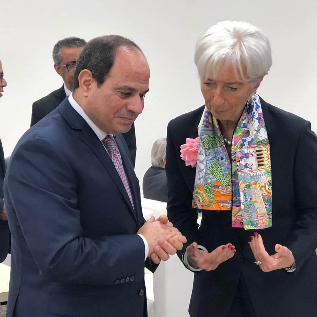 クリスティーヌ・ラガルドさんのインスタグラム写真 - (クリスティーヌ・ラガルドInstagram)「I was pleased to meet with President @alsisiofficial at the #G20 in Osaka. I reiterated the IMF’s continuing strong support for Egypt’s ongoing economic reform efforts. #g20osakasummit」6月28日 14時16分 - christinelagarde