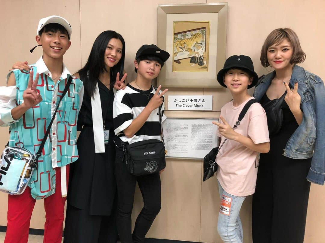 仲宗根梨乃さんのインスタグラム写真 - (仲宗根梨乃Instagram)「PLUS so happy to see previous family’s faces too 💝. 🙏Thank you Everyone for coming to show your love and support and contributing your arts. ☎️」6月28日 14時28分 - rinokinawa