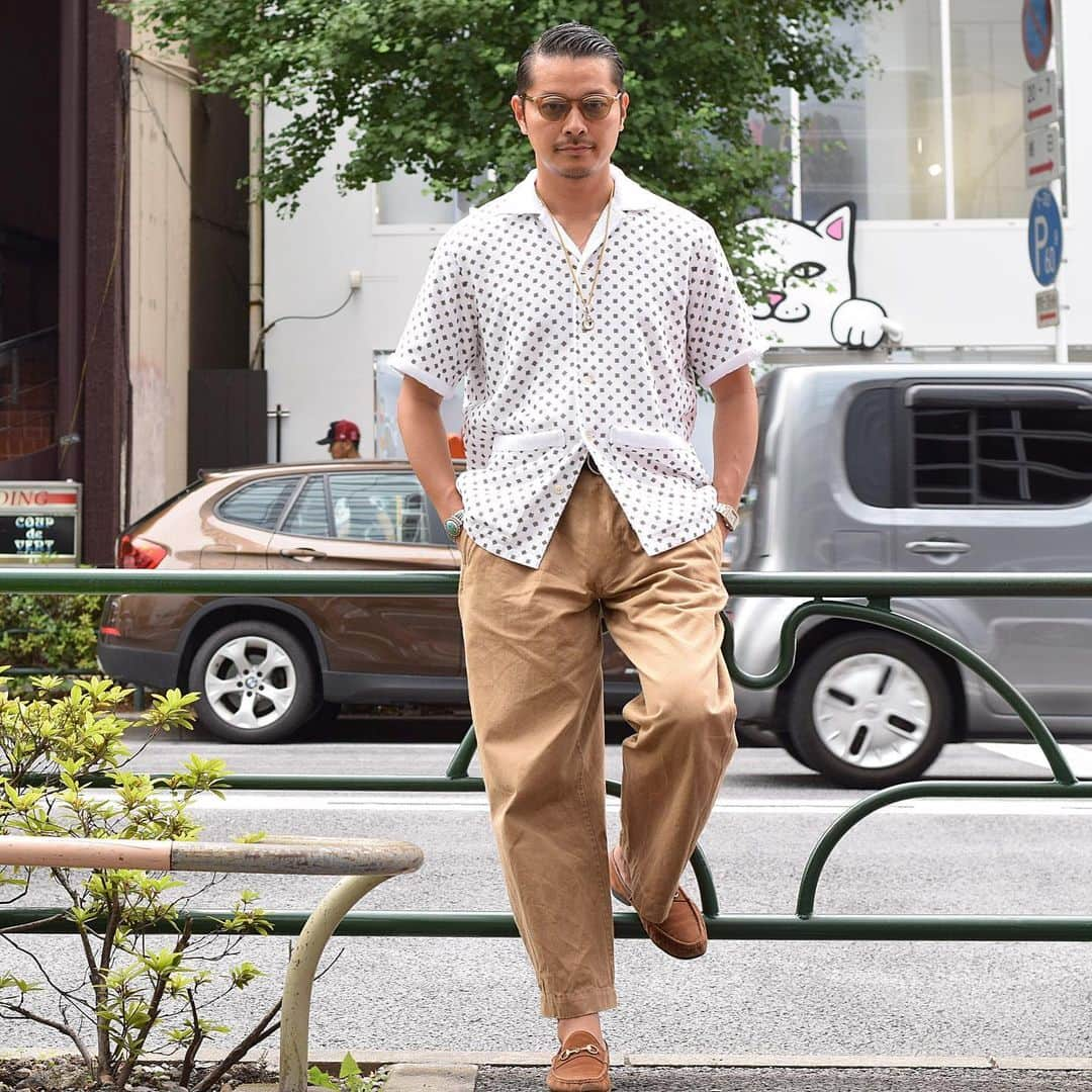 高田朋佳さんのインスタグラム写真 - (高田朋佳Instagram)「“summer style...” ———————————————————————— ph: @serizawa_ryosuke  #fashion #mensfashion #menswear #mnswr #mensstreetstyle #streetstyle #streetfashion #menwithstyle #menwithclass #menwithstreetstyle  #classicstyle #mensclothing #vintage #vintagefashion #vintagestyle #newclassic  #modernclassic」6月28日 16時01分 - tomoyoshi_takada