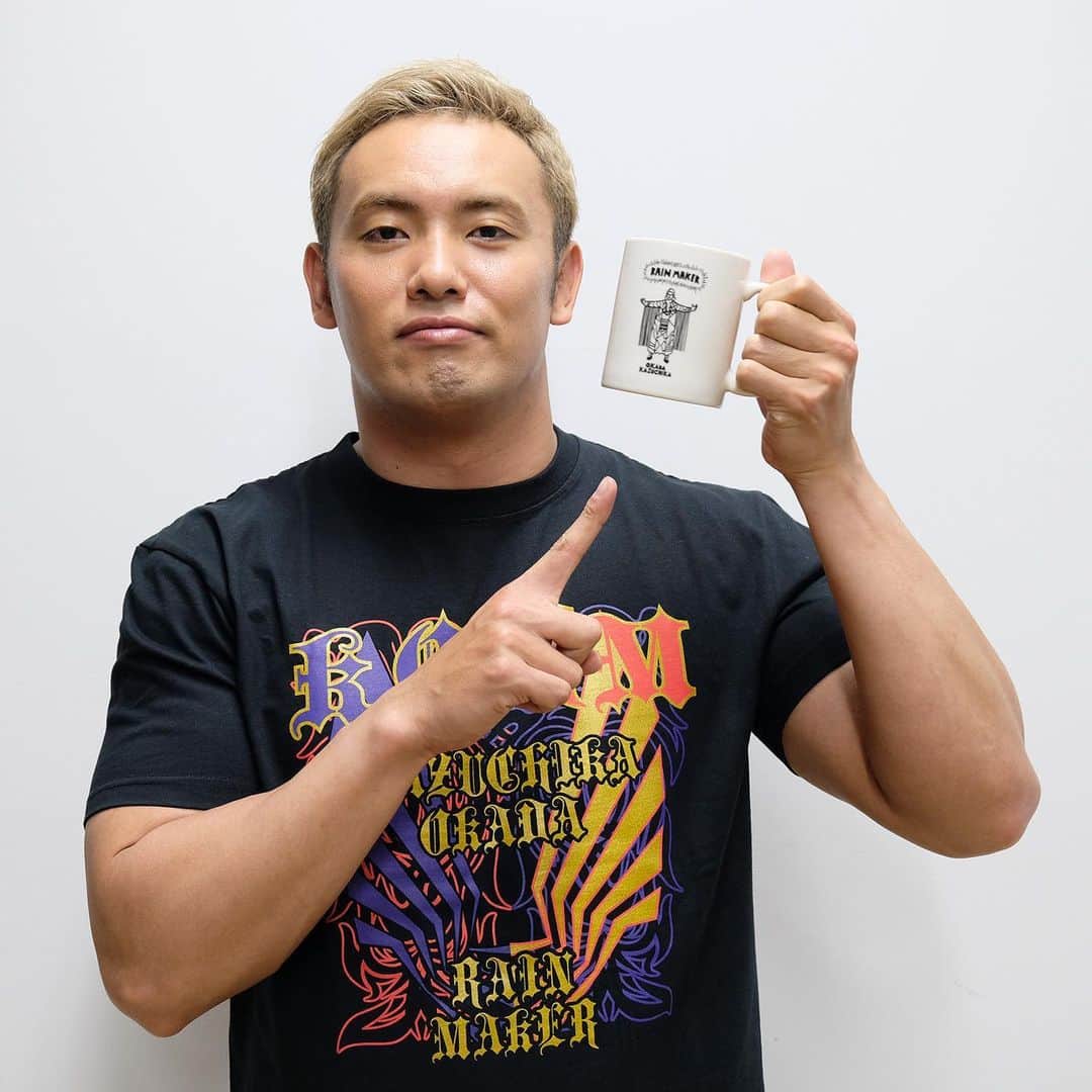 ASOKO ZAKKA STOREさんのインスタグラム写真 - (ASOKO ZAKKA STOREInstagram)「‼️7月6日(土)発売‼️ ASOKO de 新日本プロレス . 「新日本プロレス」とのコラボレーションアイテムを2019年7月6日（土）より発売いたします！ デザイナー“takesick”の手によってライオンマークと棚橋弘至選手、オカダ・カズチカ選手、内藤哲也選手はユーモアのあるオシャレなデザインとなって登場します！！ 普段使いにも試合観戦にも使えるバッグやポーチ、クリアボトルなど全28アイテム。  また、7月6日よりASOKO原宿店では、棚橋弘至選手、オカダ・カズチカ選手、内藤哲也選手の直筆サインパネルを展示します。 メッセージ入りの貴重なパネルを是非お店でご覧ください！ . ●商品情報の詳細、その他情報はASOKO公式サイトまで　 http://www.asoko-jpn.com/ . #ASOKO #新日本プロレス #njpw #njpwworld #プロレス #コラボレーション #collabration  #オカダカズチカ  #CHAOS @njpw1972 @rainmakerxokada」6月28日 16時28分 - asokojpn