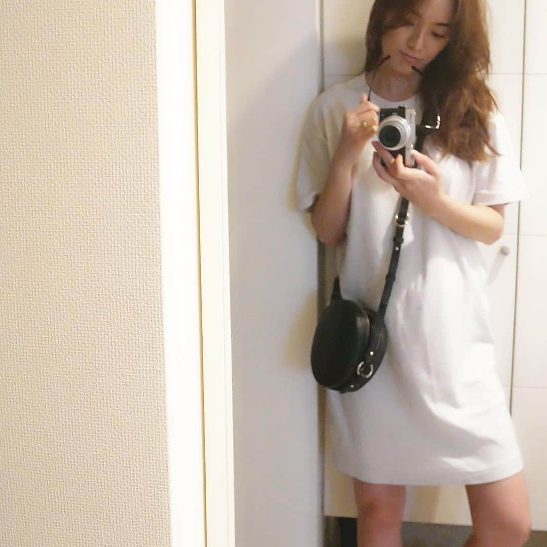 夏美さんのインスタグラム写真 - (夏美Instagram)「UNIQLO Tワンピ優秀👏👏👏 肌触り・質感ナイス👍 ＊ 私はグレーをチョイス🙋‍♀️ ＊ #uniqlo  #tワンピ」6月28日 16時42分 - natsumisaito333