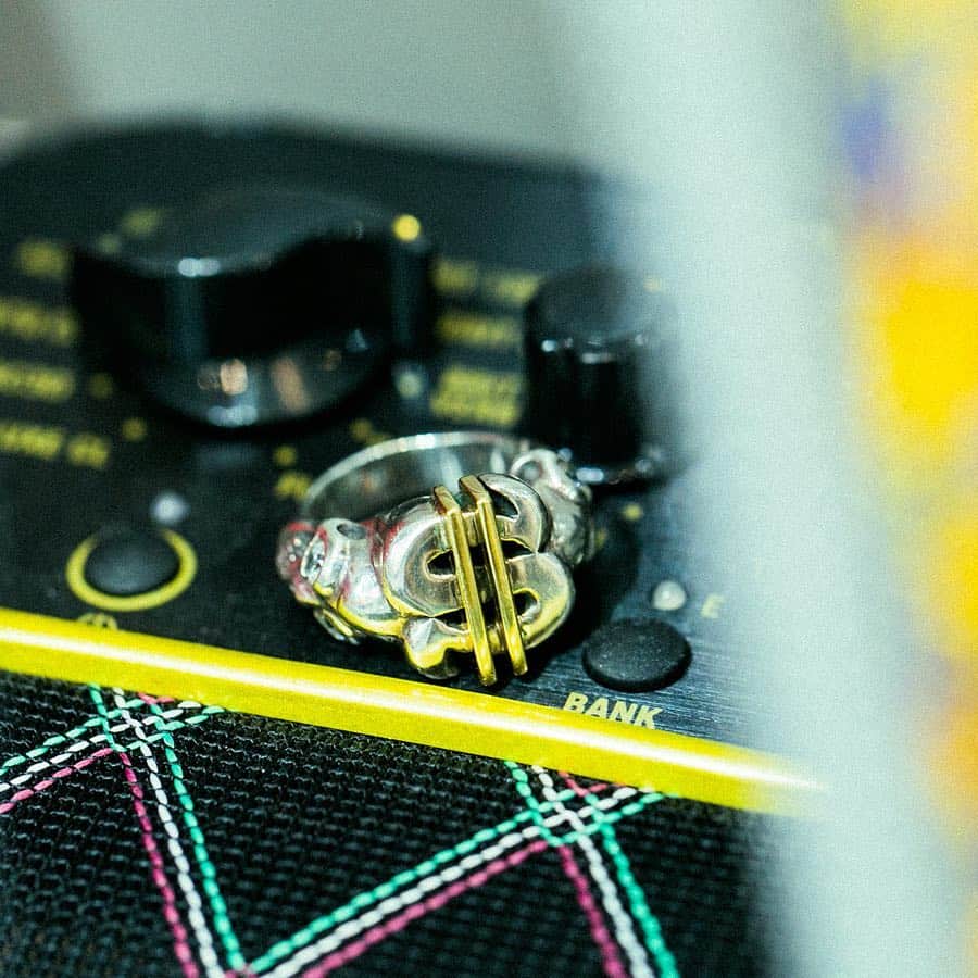 のインスタグラム：「【Crest Ring】Double Vintage Skull - $ mark（By order） Place your order at … ・BEAMS MEN SHIBUYA （*New） ・BEAMS TACHIKAWA ・BEAMS NAGOYA ・BEAMS STREET UMEDA ・BEAMS HIROSHIMA」