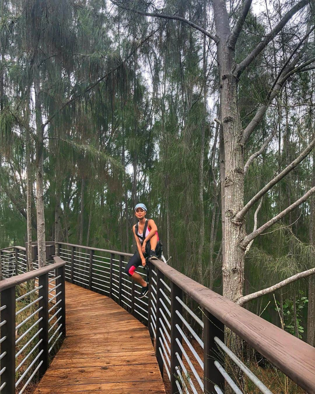 ニコール・シャージンガーさんのインスタグラム写真 - (ニコール・シャージンガーInstagram)「Love being one with mother nature. In complete awe of her grandiose beauty and all she gives to us. Take care of her, and she will take care of you 🌱🙏🏽🌲」6月29日 3時53分 - nicolescherzinger