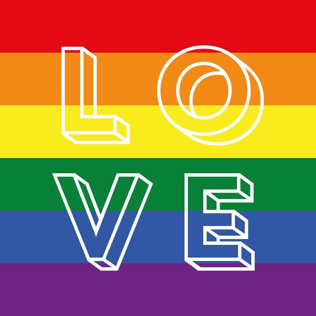 ジャックウィルスさんのインスタグラム写真 - (ジャックウィルスInstagram)「CELEBRATE PRIDE WITH US! Attending London Pride on July 6th? Pop into our Soho store for free refreshments, temporary tattoos, badges, phone charging and more! Let’s toast to freedom and honor equality, diversity and love. #prideinlondon #pride #jwloves」6月28日 20時09分 - jackwills