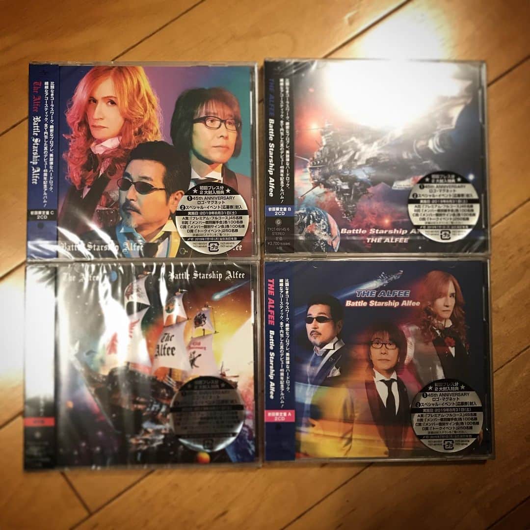 ただすけのインスタグラム：「THE ALFEE春ツアー「春の乱」大宮も終わり、残すところ名古屋2daysを残すのみ。個人的に今回ほど奏法など色々変更して足掻いたツアーも無かったかも。普通でいる為に普通な事だけしていては無理なのだな。良い来年を迎える為に今年を頑張る日々になっていく。」