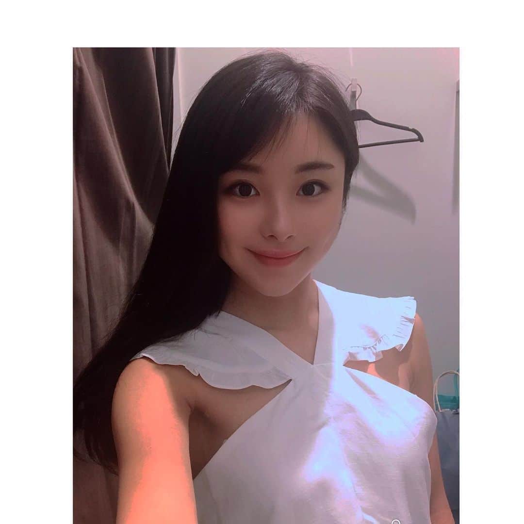 野田すみれさんのインスタグラム写真 - (野田すみれInstagram)「. ラブリーな服買ってみた♡👗 . .  #mersedesbenz#SUMIREIRO #SumirePremiumFamily #コンペ開催 #officialwebpage #オフィシャルサイト #近日開設決定」6月28日 21時05分 - sumire0208