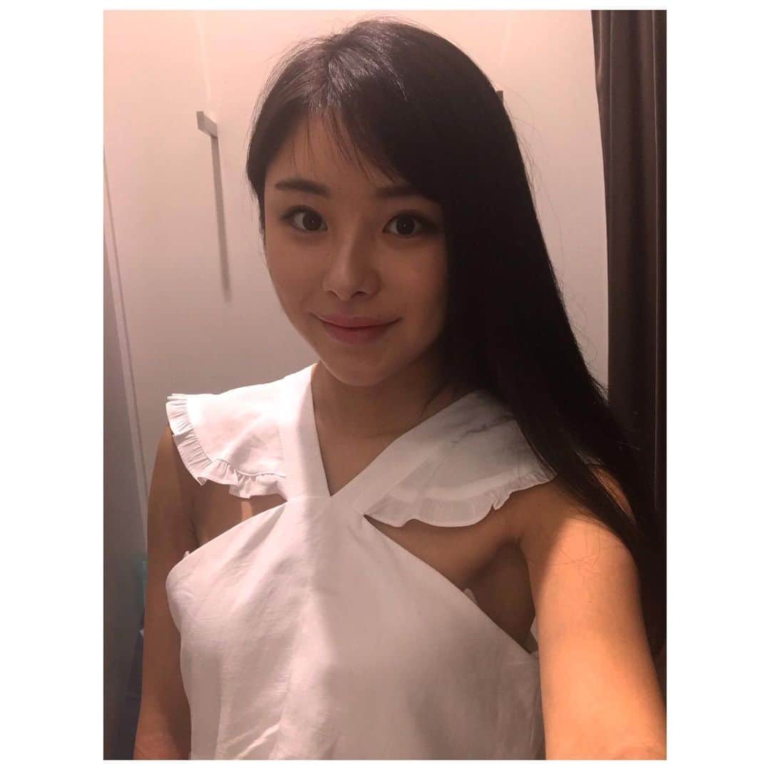 野田すみれさんのインスタグラム写真 - (野田すみれInstagram)「. ラブリーな服買ってみた♡👗 . .  #mersedesbenz#SUMIREIRO #SumirePremiumFamily #コンペ開催 #officialwebpage #オフィシャルサイト #近日開設決定」6月28日 21時05分 - sumire0208