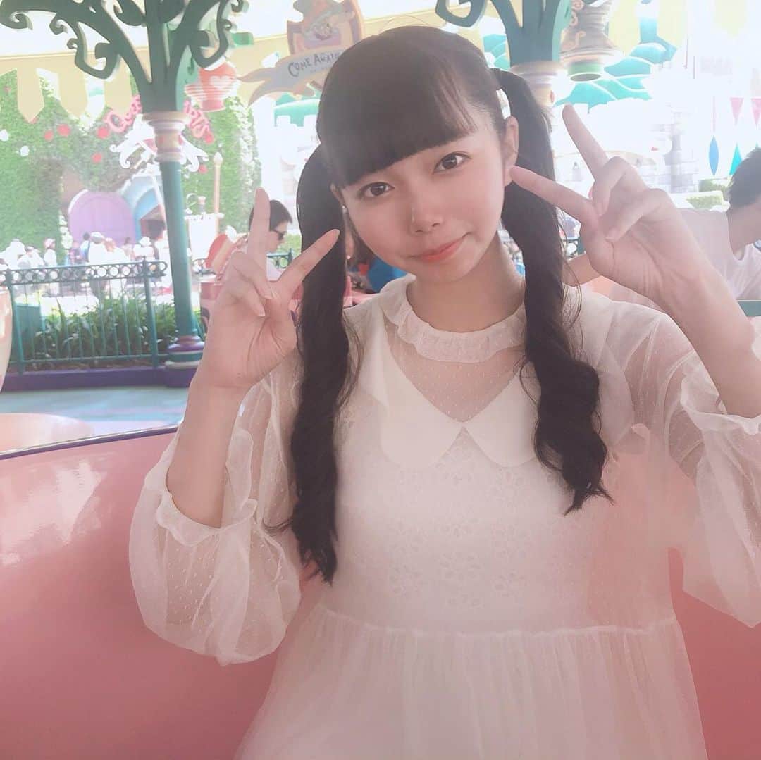 井出ちよのさんのインスタグラム写真 - (井出ちよのInstagram)「やっほーい、ちよのだよ🌈  明日土曜日、石山U☆STONEでの『フラクタル！！(デイ)』には行脚ライブとして出演なので、滋賀、三重に在住の方特に大歓迎！お友達誘って来てねー！予約したかー？ 夜までには富士宮に戻って、初の活弁にチャレンジ🎬「キートンの文化生活一週間」、今回初めて観たけど凄く面白いしとても可愛いの！井出の活弁、お楽しみにー。活弁の前には「LOCO DD 日本全国どこでもアイドル」の3つの映画、全編上映会もあるよ！まさかの無料！！ 日曜日はミヤロックフェス！ライブもDJもやっちゃうぞい！ とにかく忙しいけど色々面白い週末です。 お天気予報は信じなーい！なんとかなれ！！！そーい☀️☀️☀️☀️☀️ . . . ★スケジュール★ 🌈6/29(土)【3776】 『フラクタル！！(デイ)』 @石山U☆STONE 前売／2500円当日／3000円 ・前売り予約は予約フォームにて。 ※行脚ライブです。滋賀県（残7）、三重県（残9）の認定証配布します。滋賀県在住の方、三重県在住の方は知人をお誘いの上ぜひお越しください。 ※3776全国行脚についての詳細はSeason#3Neoインフォメーションページなどをご覧下さい ⬇︎移動 ------------------------- 🌈6/29(土)【井出ちよの】 『野外上映とアイドル活弁の夕べ』 @宮のにぎわい広場 入場無料 ※雨天中止。 ・井出ちよのの出演作「LOCO DD 日本全国どこでもアイドル」の上映会イベントです。 ・井出ちよのはイベントの一貫として、「キートンの文化生活一週間」のアイドル活弁として登場します。（井出ちよののライブはありません。） ・時刻はイベント自体のスタート時刻です。 ・イベントの性質上、また時間帯環境等の問題もあり、物販はありません。 ------------------------------ 🌈6/30(日)【3776#3Neo】【DJ井出ちよの】 『ミヤロックフェス2019』 @CENTRAL STAGE (にぎわい広場) 入場無料 ※3776の出演は15:30～予定 ☆DJ井出ちよの @DJ BOOTH（FUJIVISION） 入場無料 17:00～17:40予定 ------------------------------ 🌈7/6(土)【3776#3Neo】 『アートギャラリーin西町レトロ館「ナナロック」』入場無料 ※3776の日後編2019。 16:00〜40分間ライブ予定 ------------------------------ 🌈7/9(火)【3776Ex】 『火曜エクステンデッド#14』入場無料 ★YouTubeにて生配信予定 ※この後「火曜エクステンデッド」は夏休みに入ります。再開は9月頃を予定しています。 ------------------------------ 🌈7/27(土)【3776】 『吉永地区夏祭り』 @富士市立吉永第一小学校 グラウンド 入場無料 ※雨天中止。  18:10〜30分間ライブ予定 ------------------------------ 🌈7/28(日) 『3776 - Guitar = ?』 @阿佐ヶ谷ロフトA 12:00open/ 12:30start 前売／2700円当日／3200円 ・3776×塚本功コラボレーションライブ。オトトイの飯田さん(司会)、塚本功さん、3776井出、3776プロデューサー石田の4名によるトークもあります。 ・チケットはe+にて発売中 ------------------------------ ㊗️3776×OTOTOY企画 vol.7㊗️ 〈盆と正月が一緒に来るよ！～歳時記・完結編〉 2019年8月15日(木)  会場 : 渋谷WWW 17:30 OPEN / 18:00 START 前売り \3,000 / 当日 \3,500 チケットはeplusにて発売中 ------------------------------ #3776 #みななろ #井出ちよの #富士山 #富士宮 #富士市 #静岡県 #宮のにぎわい広場 #元気広場 #富士山ご当地アイドル」6月28日 21時13分 - 3776chiyono