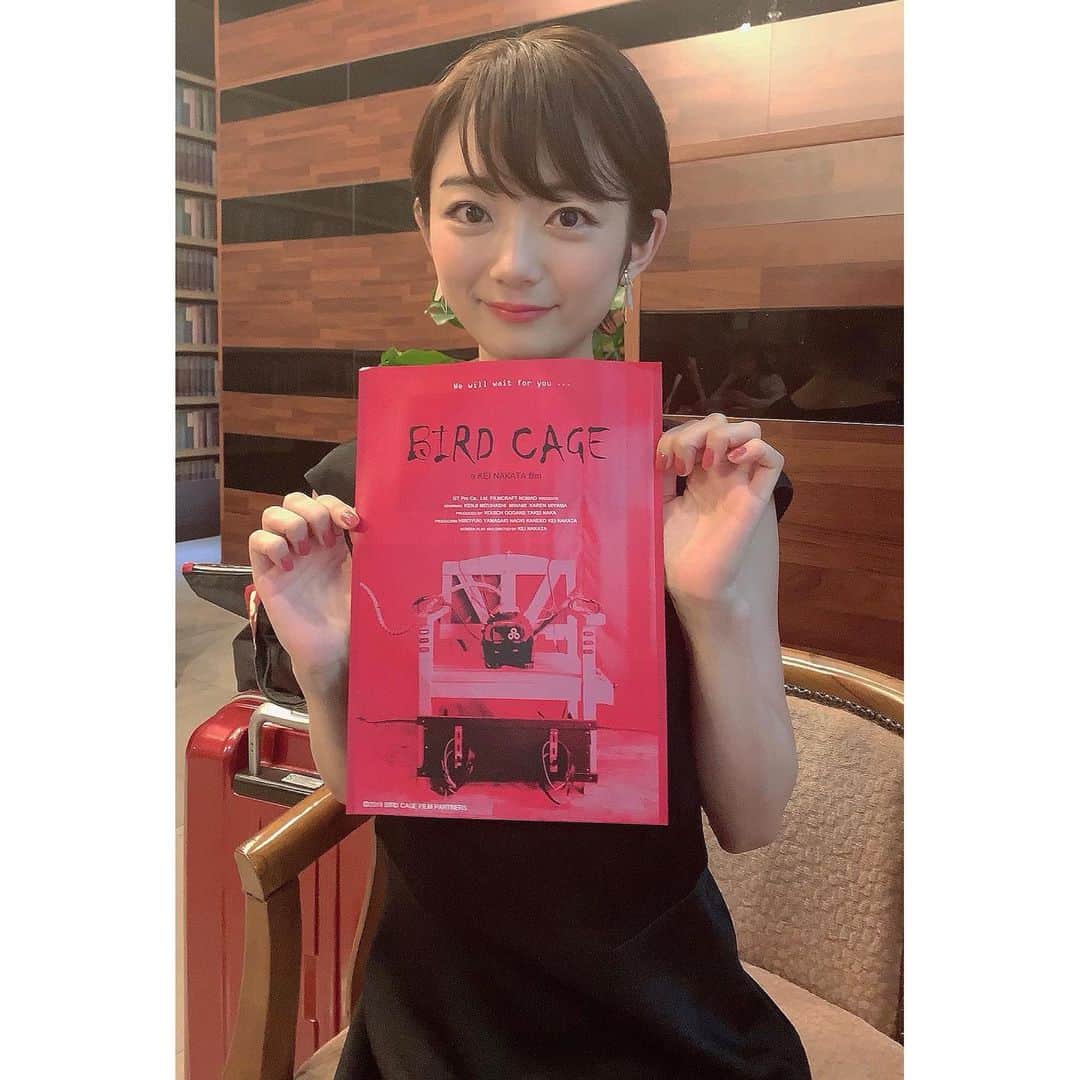 のインスタグラム：「映画愛に溢れている方ばかりで、 うちもその中の一人に混ぜて頂けて とても嬉しかったです🧚‍♀️💖 写真はオープニングセレモニー後のレセプションにて 中田監督と金子監督と。」