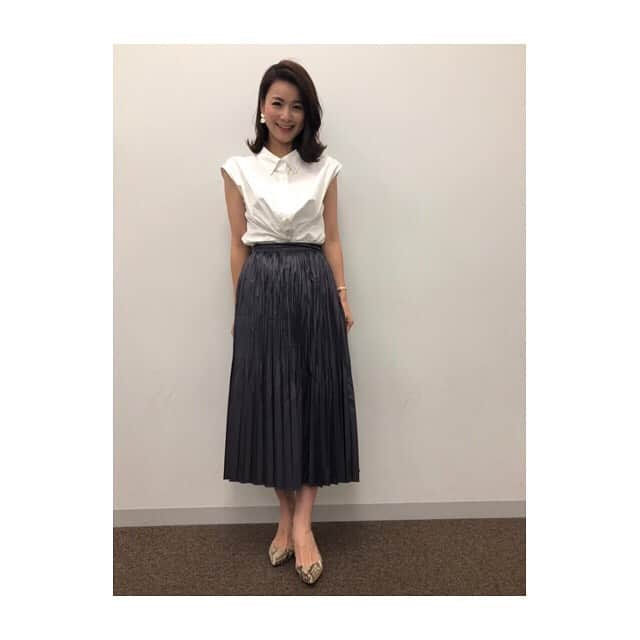 秋元玲奈さんのインスタグラム写真 - (秋元玲奈Instagram)「プライベートな写真が多くなってしまうので久々に仕事後の写真を^_^ 皆さま良い週末を⭐️✨ #朝活したので #もう寝ます #おやすみなさい #モーサテ #モーニングサテライト #パープル星人」6月28日 21時52分 - rena_akimoto