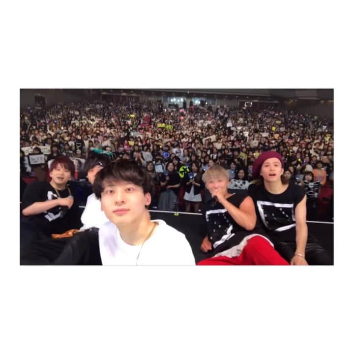 岩岡徹のインスタグラム：「福岡公演‼︎ ありがとうございました🎂㊗️ #da_ice #besttour #福岡」