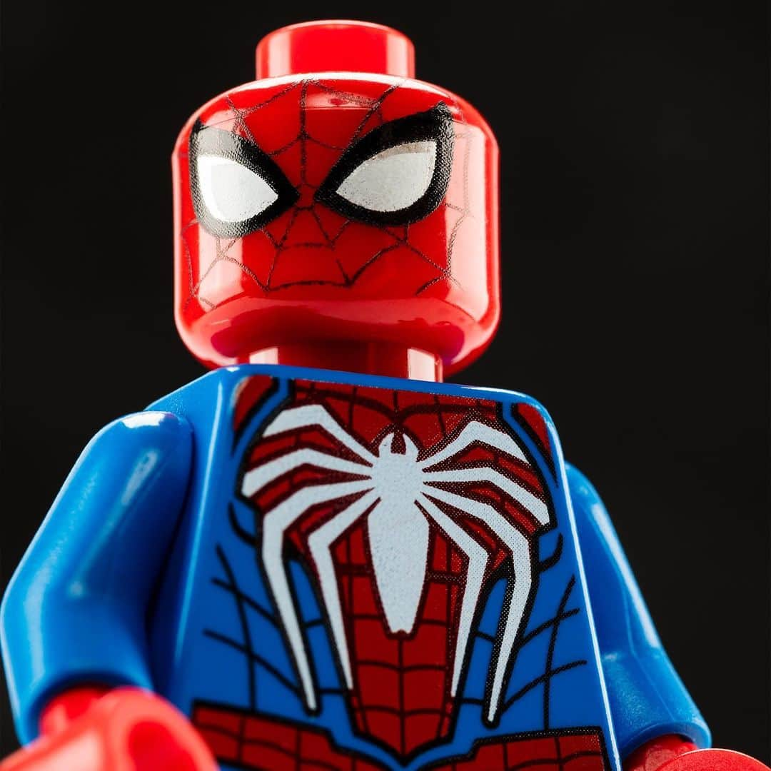 LEGOさんのインスタグラム写真 - (LEGOInstagram)「Our 🕷 senses are tingling over this #LEGOMarvel #SpiderMan Advanced Suit 🕸 #SDCC2019 Exclusive Minifigure! #LEGOSDCC #SDCC #Marvel #SpiderManPS4」6月28日 23時06分 - lego