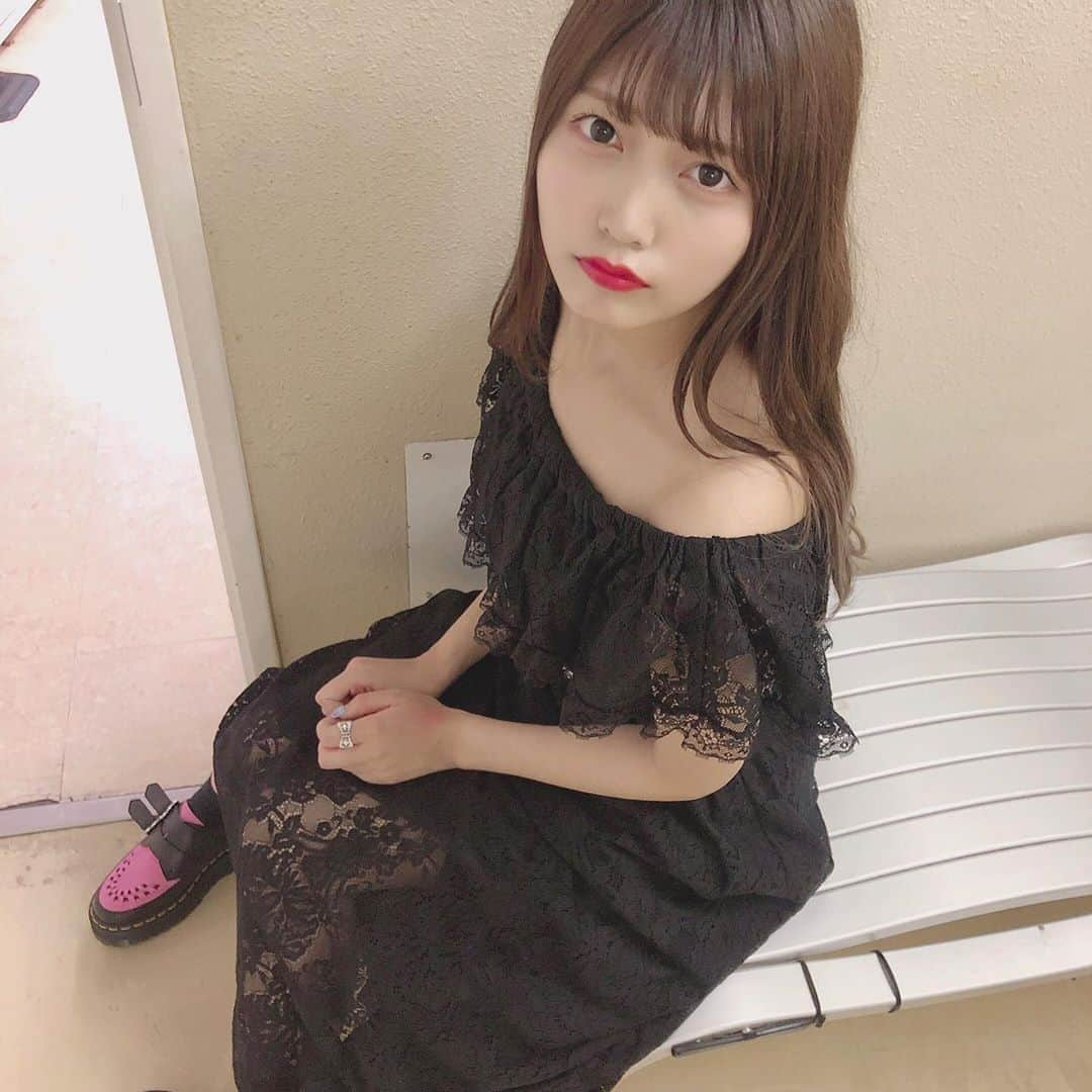 松下玲緒菜さんのインスタグラム写真 - (松下玲緒菜Instagram)「. ほんじつオフショル まーちんぴんくかわええ💗」6月28日 23時45分 - matsushita_reona