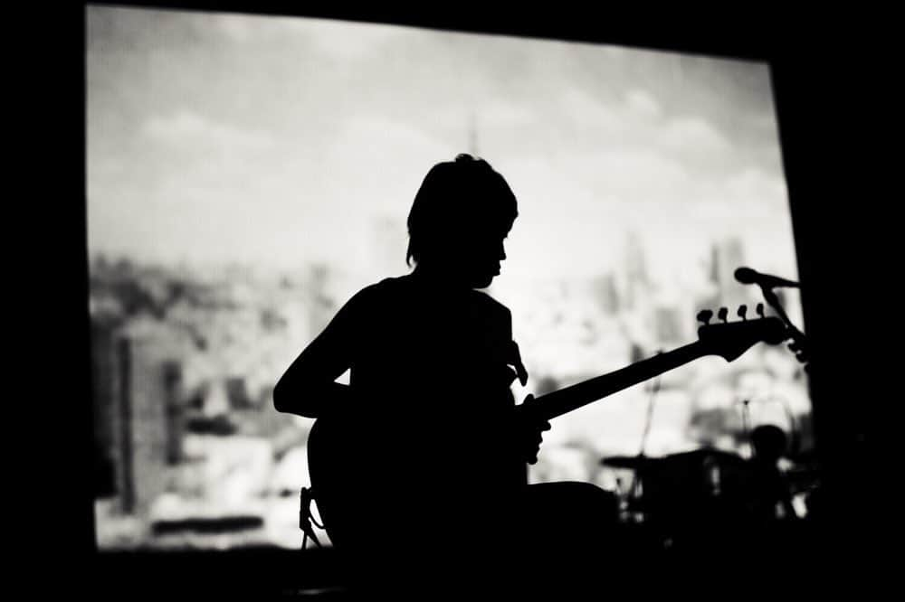 辻村勇太さんのインスタグラム写真 - (辻村勇太Instagram)「HALL TOUR 2019 apartment of SICK(S) @ 大阪オリックス劇場  Photo  by @hamanokazushi  #blueencount  #bassist #apartmentofsicks  #初オリックスホール気持ちよかった #ありがとね #帰り気をつけてね #おつとぅーっす #これからも浮かれずしっかり自分らしく」6月29日 0時02分 - yuuta.tsujimura