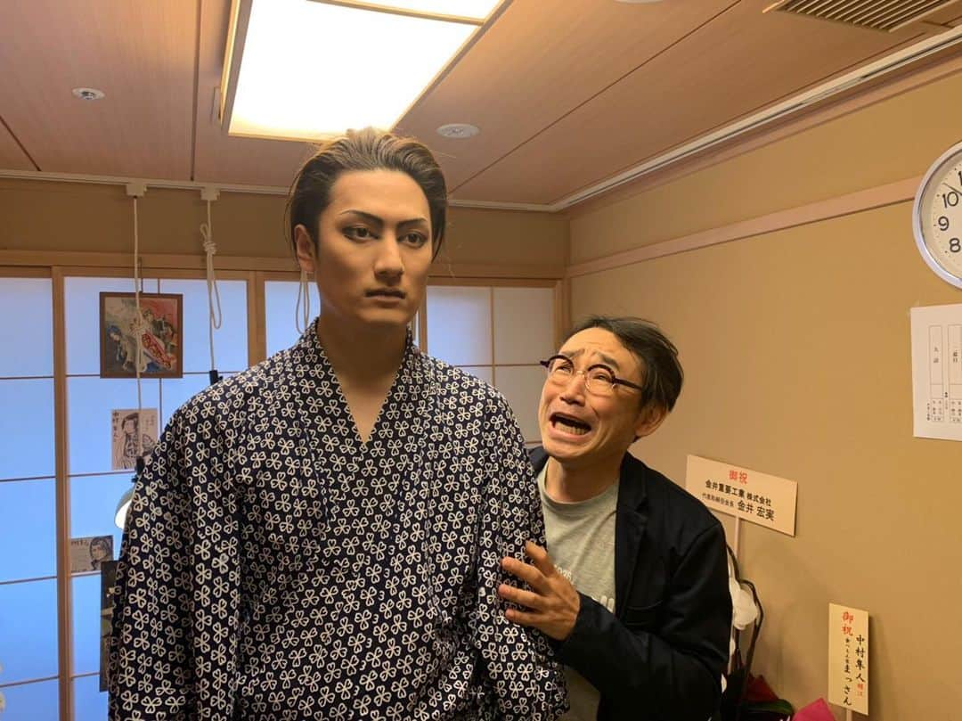 中村隼人さんのインスタグラム写真 - (中村隼人Instagram)「大富豪同心８話見て頂けましたか😆？ 写真はナルト歌舞伎を見に来てくださった石井正則さんと💡笑  #大富豪同心 #ナルト歌舞伎 #石井正則 #中村隼人」6月29日 0時02分 - 1130_nakamurahayato