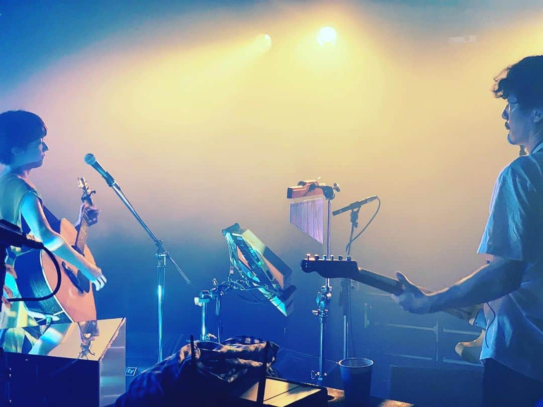 YUKA さんのインスタグラム写真 - (YUKA Instagram)「ええ写真。 Photo by しょーこ(bass) #frombehindthestage #newmoon #moumoon  #福岡最高 #あしたもたのしもーーー」6月29日 0時06分 - yukamoumoon