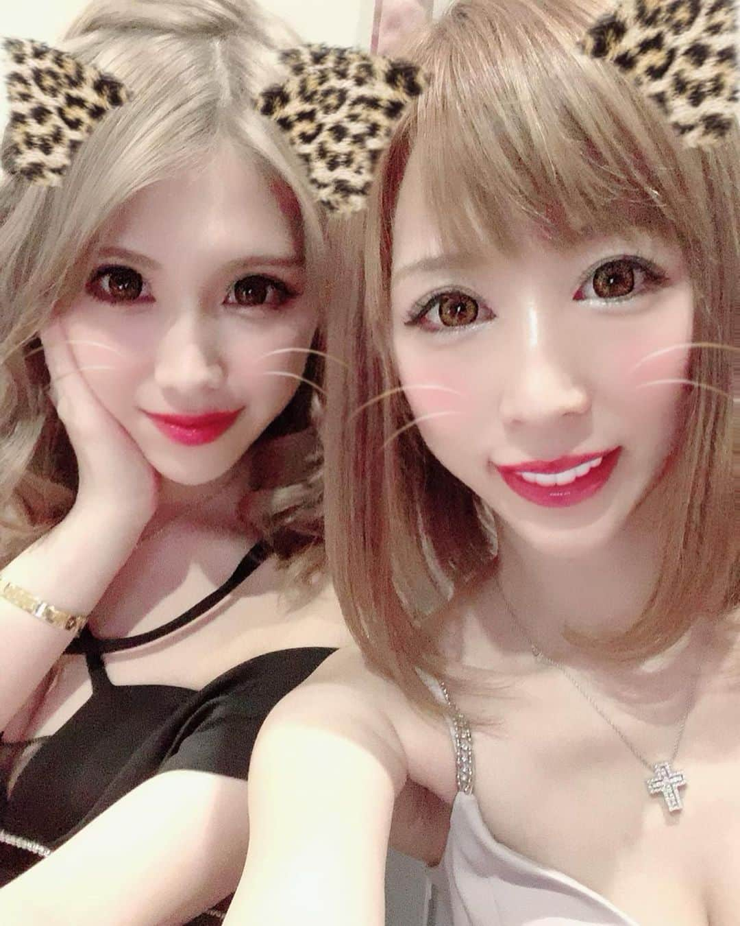 橘楓さんのインスタグラム写真 - (橘楓Instagram)「🐈💖🐈 . . にゃにゃーんฅ^•ﻌ•^ฅ♡ . ねすぎてねむねむ♥️🐱💤 . . . . . . . #暇 #ドレス #セクシー #キラキラ #ミニドレス #かわいい #ファッション #コーデ  #ボブ #金髪 #新宿 #歌舞伎町 #大阪 #ミナミ #名古屋 #六本木 #すすきの #中洲 #キャバ嬢 #キャバクラ #ホスト #dress #onepiece #code #fashion #style #model #tokyo #shinjuku #love」6月29日 0時07分 - tachibana.kaede