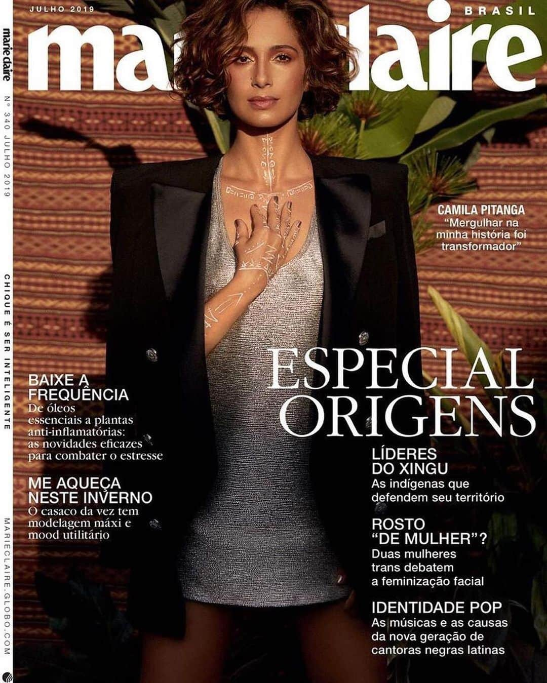 Tais Araújoさんのインスタグラム写真 - (Tais AraújoInstagram)「@caiapitanga, como é bonito ver você brilhando na capa da @marieclairebr, em busca das suas origens, falando sobre elas e também falando sobre as dores e delícias de ser quem somos. Como é lindo saber mais sobre quem você é! Que inspiração! 💕」6月29日 0時21分 - taisdeverdade