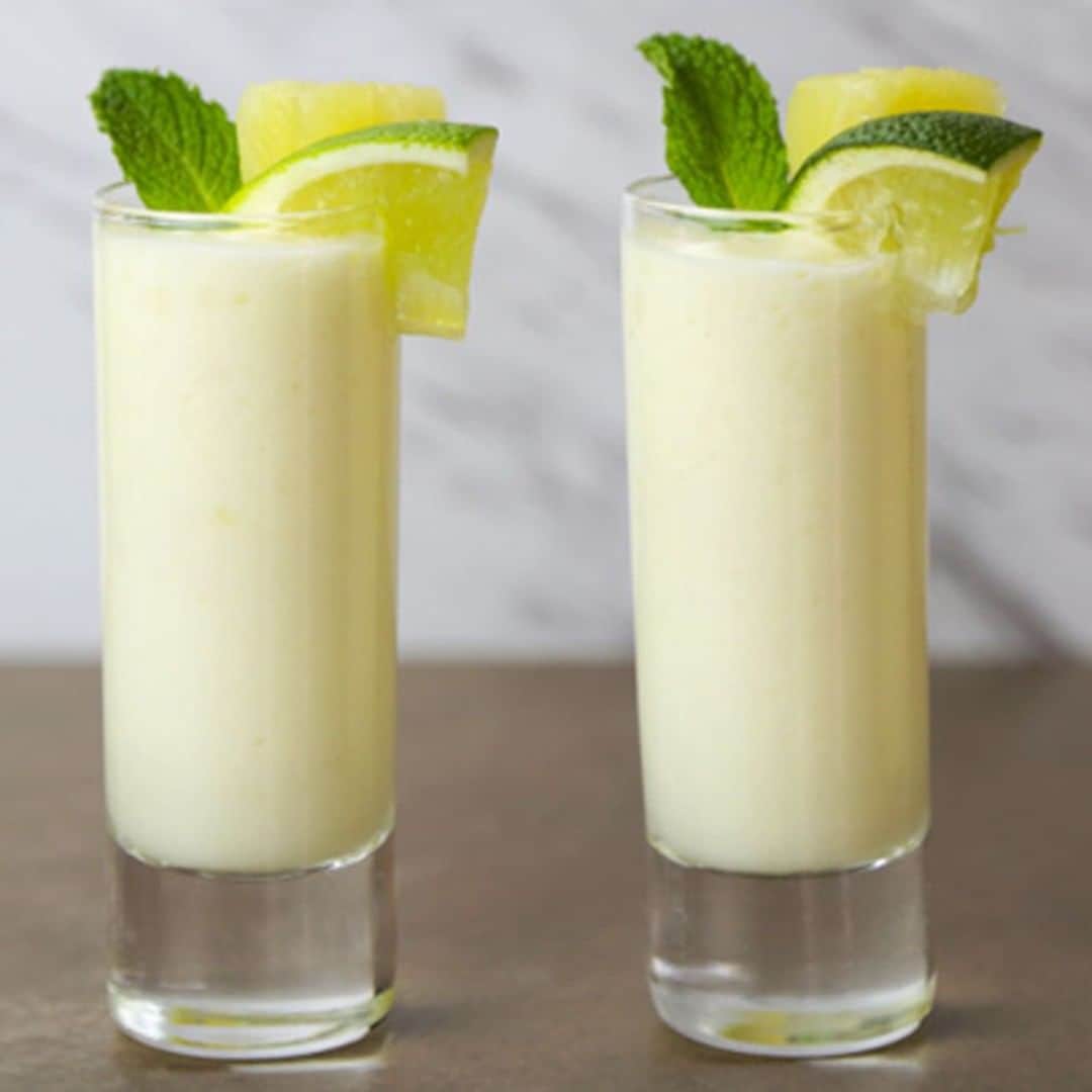 Dole Packaged Foods（ドール）のインスタグラム：「It’s ⏰ to get away. Add a tropical touch to your #summer get-together with vacay inspiring Pineapple Coconut Cooler Shots. #DoleRecipes」
