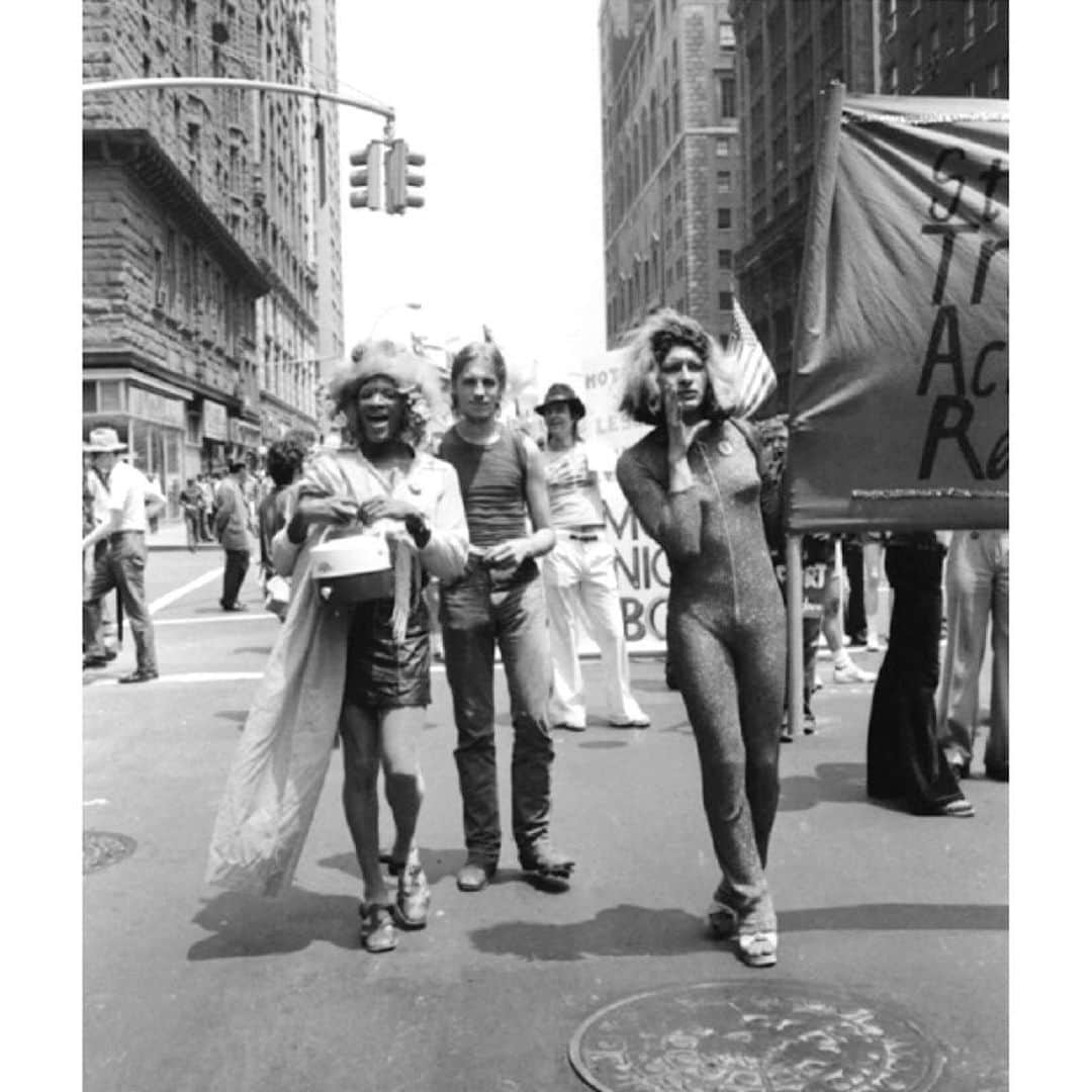 デビッドヤーマンさんのインスタグラム写真 - (デビッドヤーマンInstagram)「Celebrating #Pride and the 50th anniversary of the #Stonewall Riots in NYC. Activists Marsha P. Johnson (left) and Sylvia Rivera (right) were on the front lines in 1969 when an early morning police raid on a Greenwich Village bar started the fight for LGBTQ+ rights. As cofounders of Street Transvestite Action Revolutionaries, both dedicated their lives to helping homeless drag queens and trans women of color. #Pride2019 #LoveIsLove #DavidYurman」6月29日 1時01分 - davidyurman