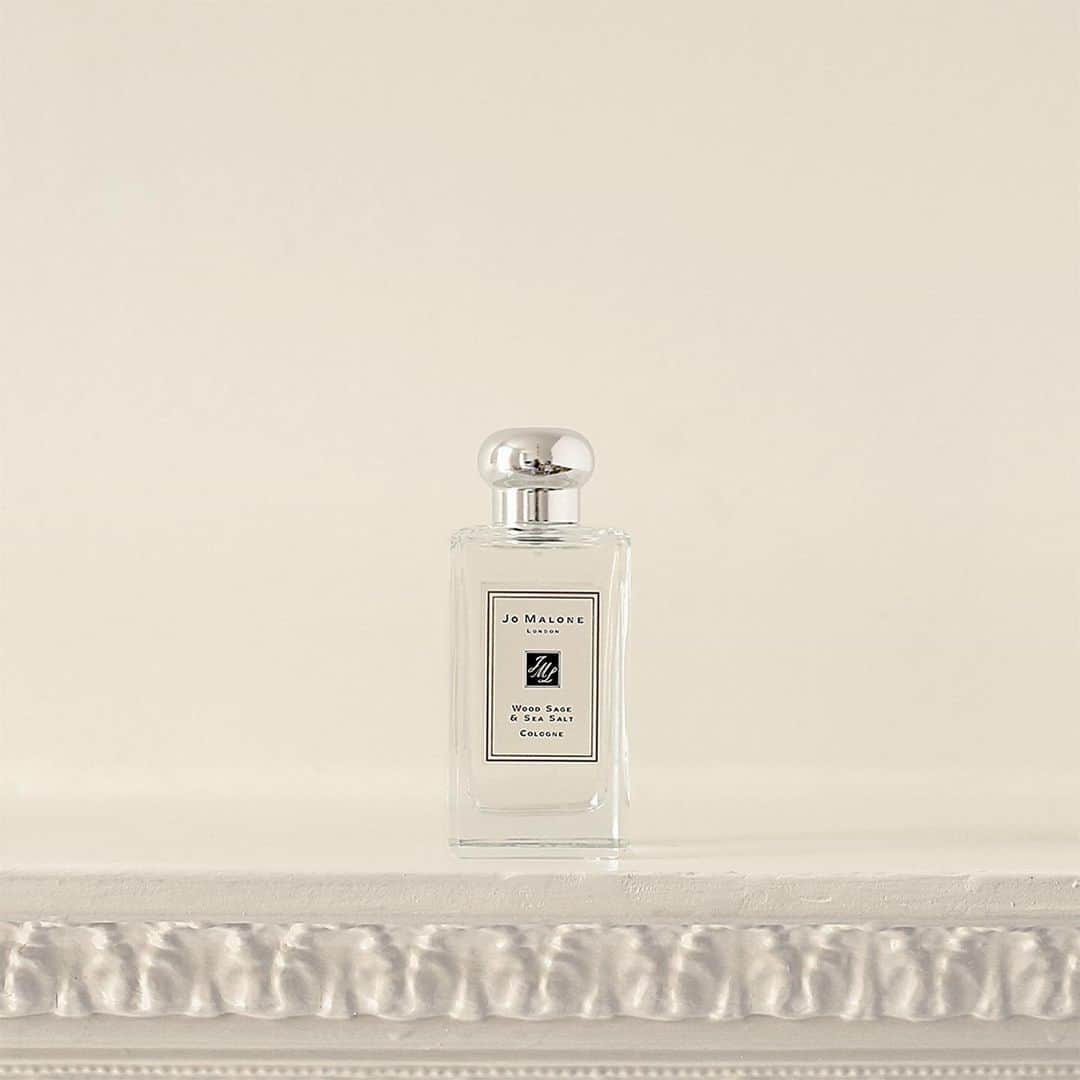 Jo Malone Londonさんのインスタグラム写真 - (Jo Malone LondonInstagram)「A spritz of Wood Sage & Sea Salt for an escape to the windswept shores. #DeclareYourScent」6月29日 1時07分 - jomalonelondon