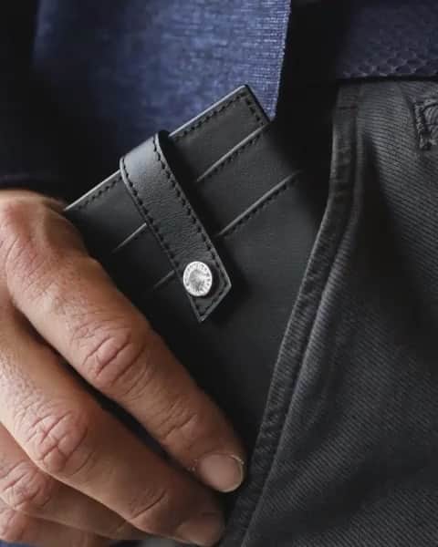 ウォントのインスタグラム：「The essential wallet: our Kennedy's slim form keeps all your cards and cash secure with none of the bulk. — #repost @calexico_man #wantlesessentiels #accessories #essentials #style #design」