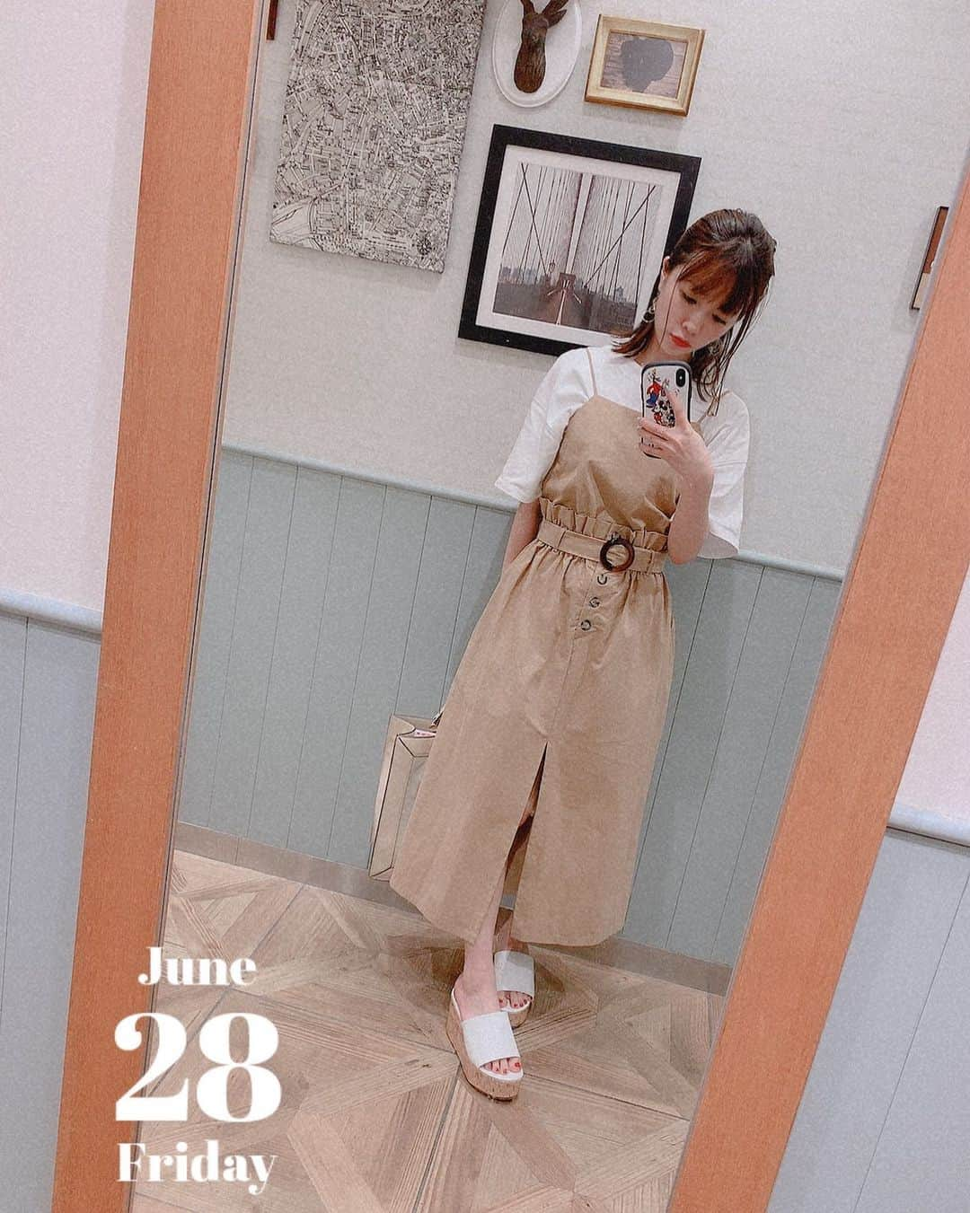 清水佐紀さんのインスタグラム写真 - (清水佐紀Instagram)「#coordinate . . tops... #uniqlo  onepiece... #zara sandals... ??? bag... #casselini . . ピアスはファンの方の手作り♡」6月29日 1時51分 - saki___shimizu