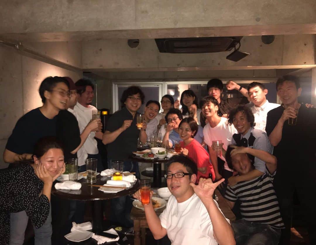 森川亮のインスタグラム：「社員飲み会でした。最高のメンバーばかりで皆燃えてます。」
