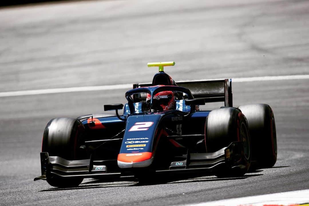 松下信治のインスタグラム：「P4 in Qualifying @carlinracing 2nd row and We will fight hard tomorrow race 1👍 予選、4位。明日レース1頑張ります。」