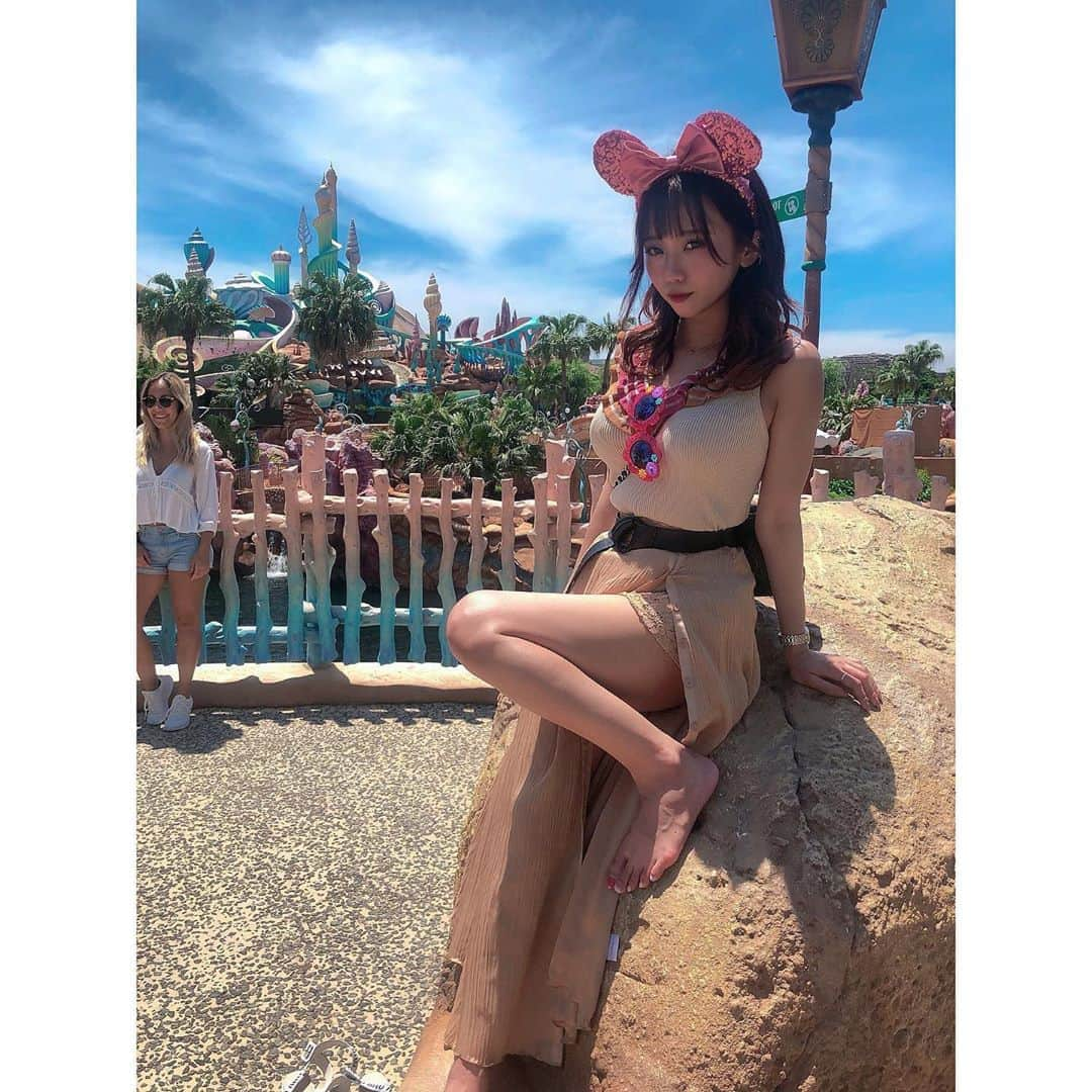 福田琴美さんのインスタグラム写真 - (福田琴美Instagram)「これから衣装合わせ🤘💓 #lilybrown の夏服毎回ドストライク🥰 . . . #タレント #女優 #グラビア #グラドル  #disney #グラドル自画撮り部 #撮影 #サロモ  #撮影モデル #パーソナルトレーニング  #girl #インスタグラビア #美女図鑑 #ビジョビ  #snidel #巨乳 #sexy #編み込みアレンジ #下乳  #撮影会 #水着 #下着 #フレッシュ撮影会  #下乳シリーズ #イメージdvd #ディズニー  #ディズニーシー #disneysea」6月29日 12時52分 - kotomi_fukuda